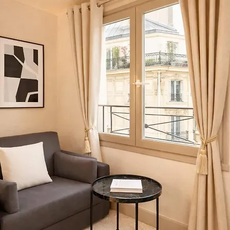 Apartment Charming - Notre Dame Cathedral