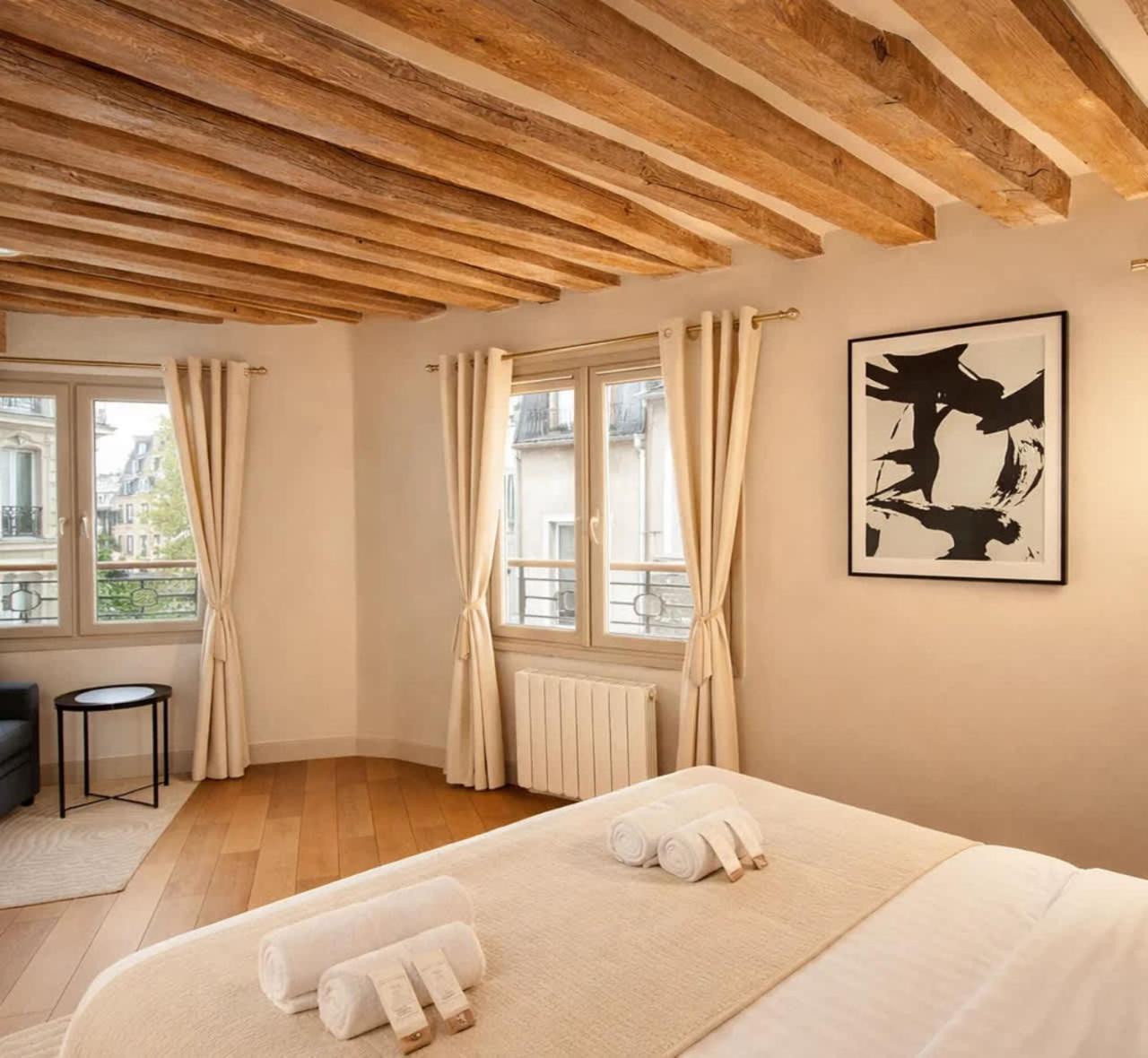 Apartment Charming - Notre Dame Cathedral *